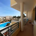 Apartament Vplaza Private Garage,balcony&pool View Flat