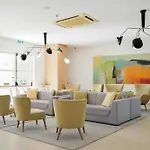 Vplaza Private Garage,balcony&pool View Flat * Portimão