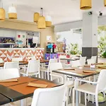 Vplaza Private Garage,balcony&pool View Flat Apartament