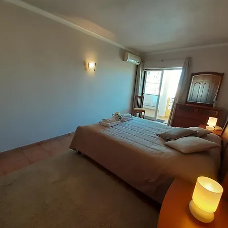 Apartment Vplaza Private Garage,balcony&pool View Flat *