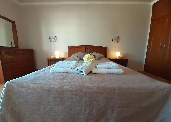 Vplaza Private Garage,balcony&pool View Flat * Portimao