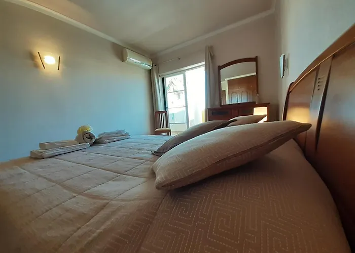 Apartment Vplaza Private Garage,balcony&pool View Flat Portimao