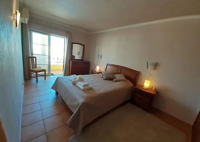 Vplaza Private Garage,balcony&pool View Flat