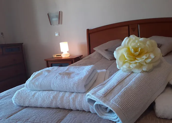 Apartment Vplaza Private Garage,balcony&pool View Flat *