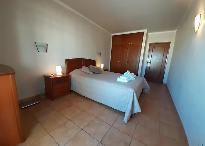 Apartment Vplaza Private Garage,balcony&pool View Flat