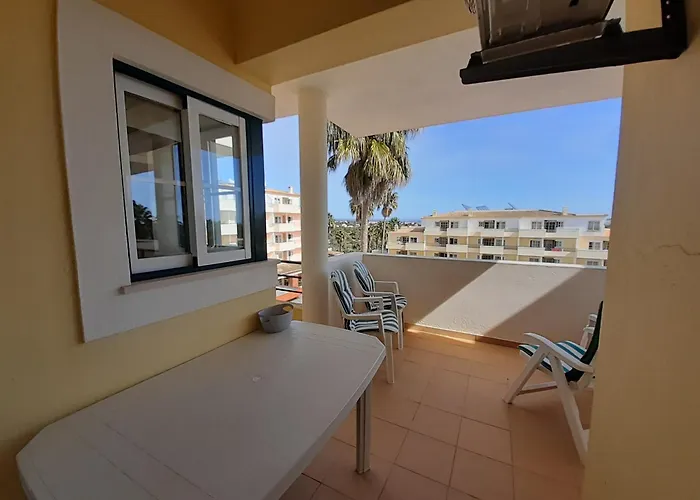 Apartment Vplaza Private Garage,balcony&pool View Flat *